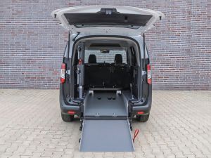 2025 ford courier disabili pianale ribassato