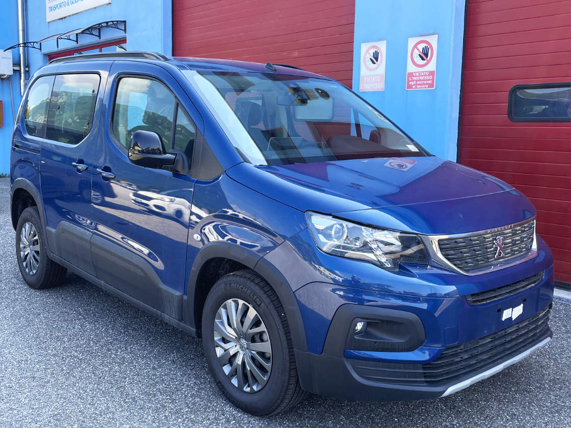 peugeot rifter disabili 2025