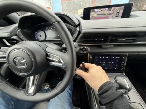 Mazda MX-30 leva freno